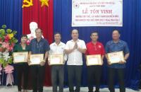 THỚI BÌNH TỔ CHỨC LỄ TÔN VINH NGƯỜI HIẾN MÁU TÌNH NGUYỆN TIÊU BIỂU NĂM 2022