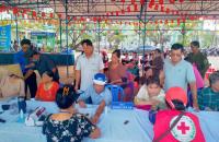 XÃ KHÁNH HƯNG TỔ CHỨC CHƯƠNG TRÌNH KHÁM BỆNH,  CẤP THUỐC MIỄN PHÍ VÀ TẶNG QUÀ CHO NGƯỜI DÂN KHÓ KHĂN