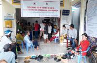 CÀ MAU TỔ CHỨC CẤP PHÁT TIỀN MẶT CHO HỘ DÂN BỊ THIỆT HẠI DO HẠN HÁN VÀ XÂM NHẬP MẶN