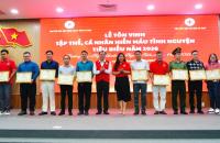 TÔN VINH NHỮNG TẤM LÒNG VÀNG – LAN TỎA NGHĨA CỬ CAO ĐẸP TỪ NHỮNG GIỌT MÁU YÊU THƯƠNG