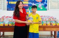 TRUNG THU RỘN TIẾNG CƯỜI