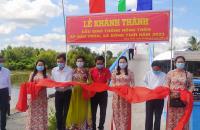 HỘI CHỮ THẬP ĐỎ HUYỆN CÁI NƯỚC BÀN GIAO NHÀ TÌNH THƯƠNG VÀ CẦU BÊ TÔNG 