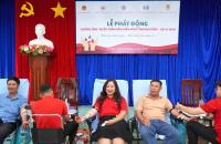 “Đừng để tuổi trẻ trôi qua một cách lặng lẽ. Hãy cùng nhau viết nên những câu chuyện đẹp bằng chính giọt máu hồng của mình”- Đó là lời kêu gọi của em Vương Bửu Ngọc Yến, sinh viên Trường Cao đẳng Cộng đồng Cà Mau
