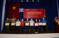 HÀNH TRÌNH ĐỎ LẦN THỨ IX- NĂM 2021  “KẾT NỐI DÒNG MÁU VIỆT” VÀ TÔN VINH NHỮNG NGƯỜI HIẾN MÁU TIÊU BIỂU TRONG TỈNH