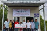 CÀ MAU BÀN GIAO NHÀ CHỮ THẬP ĐỎ CHO NGƯ DÂN XÃ TÂN ÂN