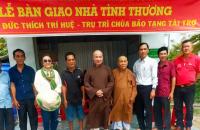 TRẦN VĂN THỜI: TỔ CHỨC BÀN GIAO NHÀ TÌNH THƯƠNG TẠI XÃ KHÁNH BÌNH ĐÔNG